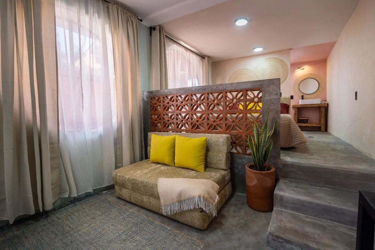 Room Aura — photo 3